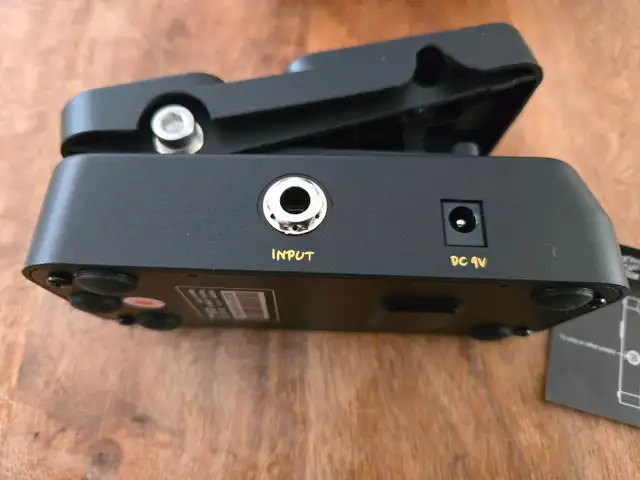 SONICAKE VolWah Active Volume & Wah Pedal in Amps & Pedals in City of Toronto - Image 6