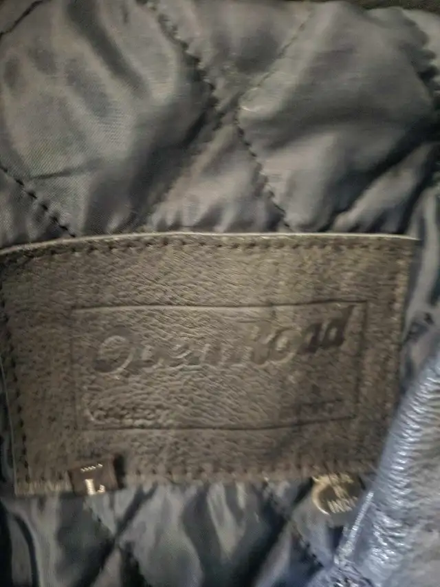 womens leather coat in Women's - Tops & Outerwear in Kingston - Image 5