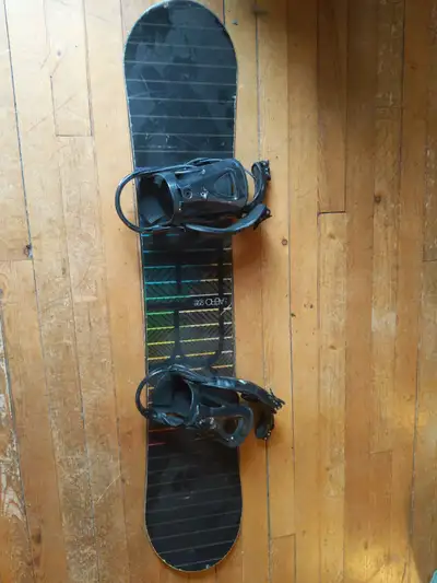 Elan Aero 155 Snowboard and Bindings, View more
