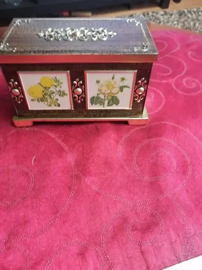 Jewelry box, View more