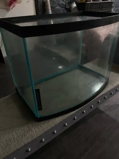 35 Gallon Curve Fish Tank, View more