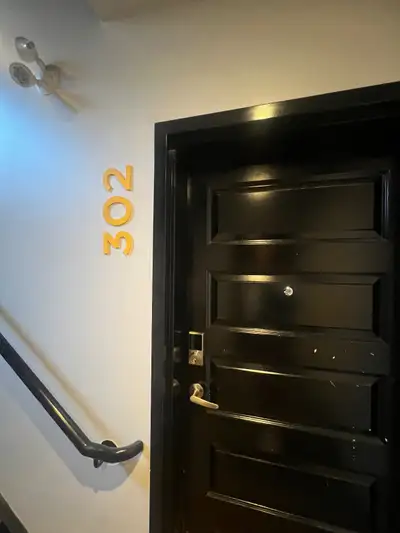 ️ À LOUER – Grand 7 1/2 – Idéal Colocation / Étudiants UQAM 2055 Joly #302, Centre-Ville de Montréal...