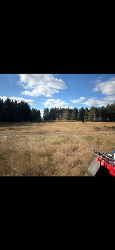 *Located 5 minutes North of Fort Saskatchewan* -Tons of room to pull in and turn around with RV/trai...