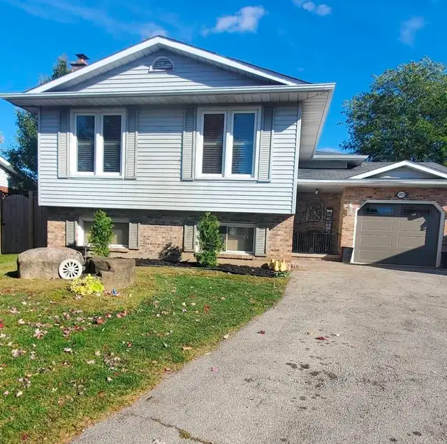 BELOW MARKET VALUE!  $650 000 FIRM. Desired location. Huge lot!