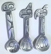Pewter Native Indian Thunderbird, Frog & Raven Totem Pole Spoons