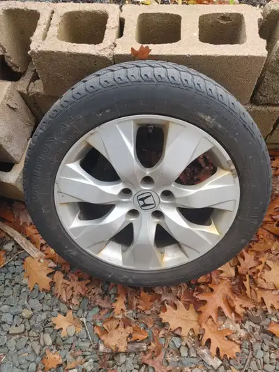 Original Honda rims from an accord with winter tires. Tires are ok but not bad. Selling mostly for t...