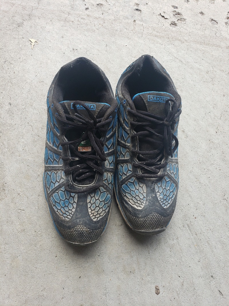 Free mens safety shoes 10.5 wide Free Stuff Mississauga / Peel