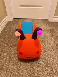 Buggly-wuggly snail ride on toy 