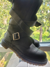 Rare Doc Martens Lauren Calf Strap Boot size 6