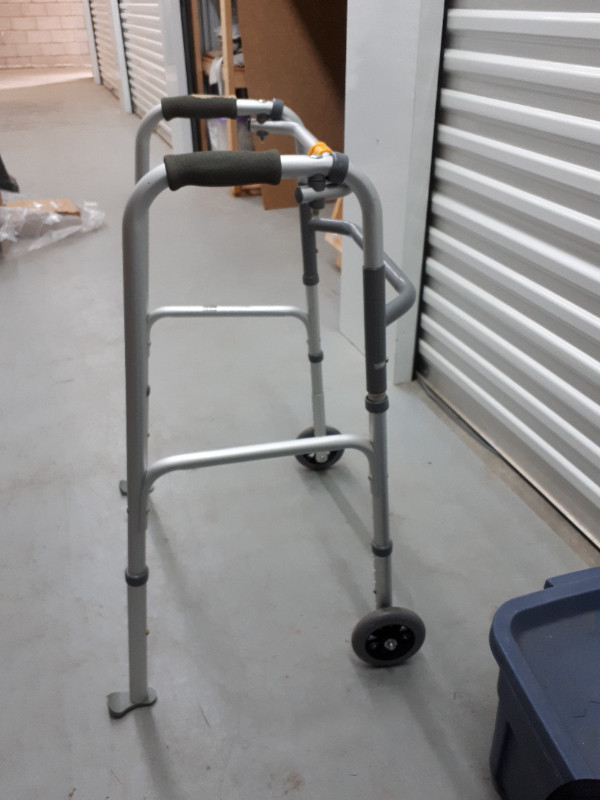 Lightweight Folding Mobility Rolling Walker for Adults in Health & Special Needs in Petawawa - Image 3