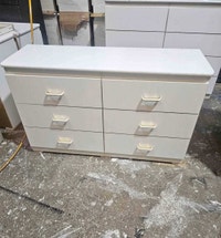 Classic Wooden Dresser – Strong, Stylish & Long Lasting Mississauga / Peel Region Toronto (GTA) Preview