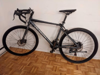 A vendre : Velo de route Celervita Road Bike $450