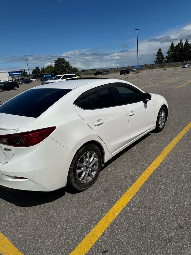 Mazda 3 GS in Cars & Trucks in Markham / York Region - Image 3