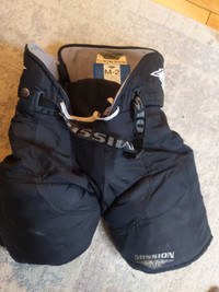 mission jr med hockey pants