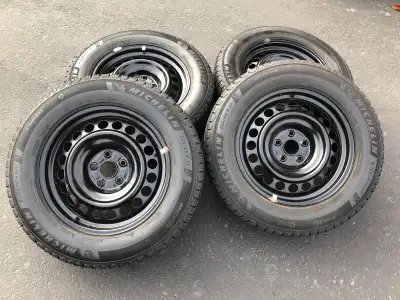 Tires - 225/65R17 Michelin X-ice Snow SUV winter tires with 95% tread, no repairs at all Rims - Orig...