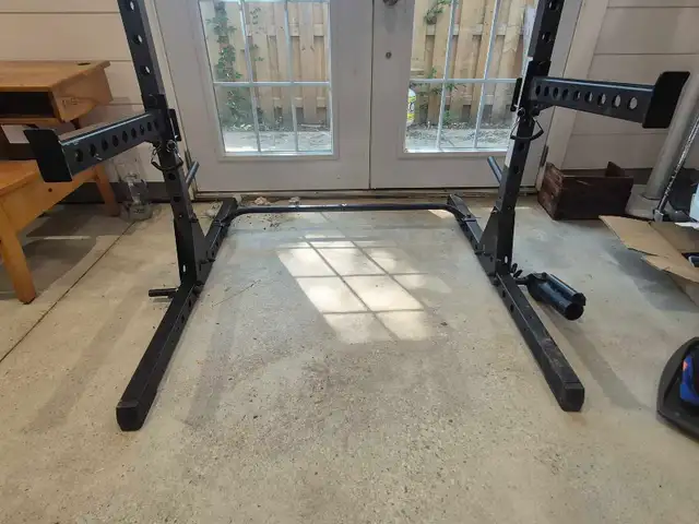 Squat Rack (Power Rack)534824169684357121