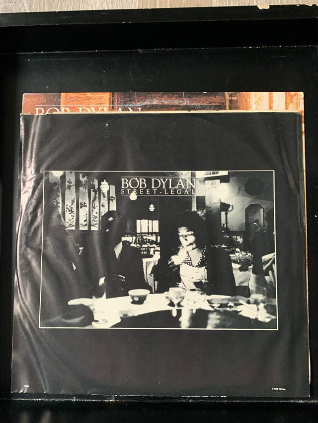 Bob Dylan Vinyl LP Street Legal 1978 in Arts & Collectibles in Ottawa - Image 4
