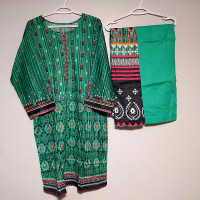 Pakistani Ladies Lawn Suits 3 Pieces Original LIMELIGHT Large