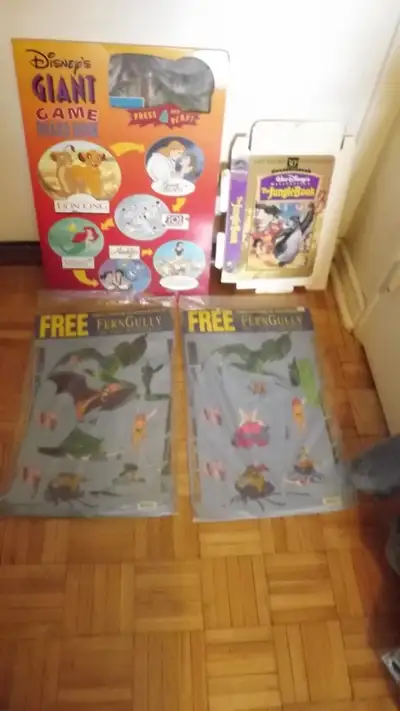 I HAVE BEEN SELLING COOL NEAT MERCH ON KIJ SINCE DEC. 2011 ! I SELL UNIQUE VINTAGE ITEMS/COLLECTIBLE...