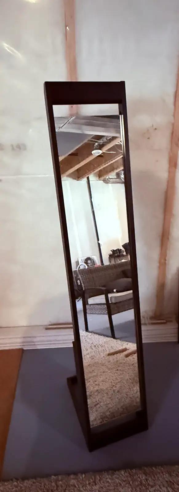 Standing Mirror in Other in Calgary - Image 2
