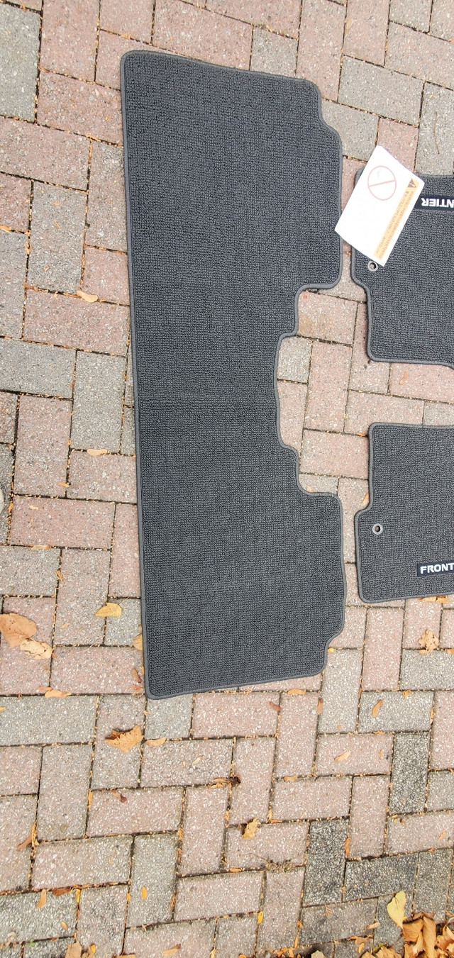 Brand New Nissan Frontier Factory Floor Mats   in Other Parts & Accessories in Barrie - Image 4