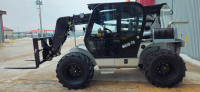 Telehandler / Off Road 4X4 forklift with attachments.