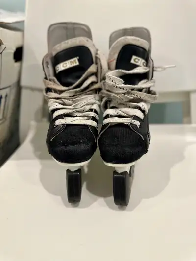 Kids skates size 13, Voir plus
