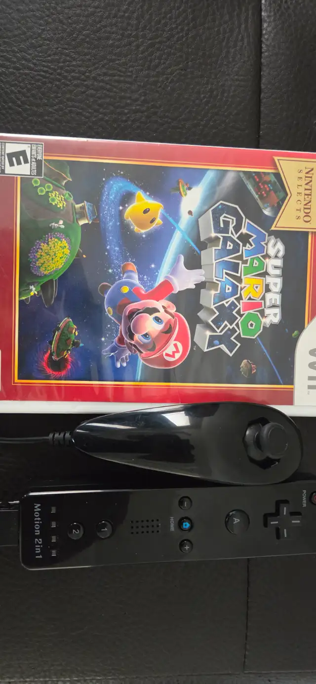 Nintendo WiiU - Excellent condition extras! in Nintendo Wii U in Markham / York Region - Image 5