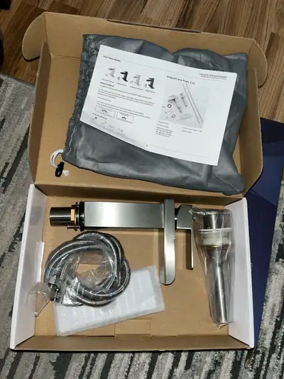 Bathroom faucet -NEW , View more