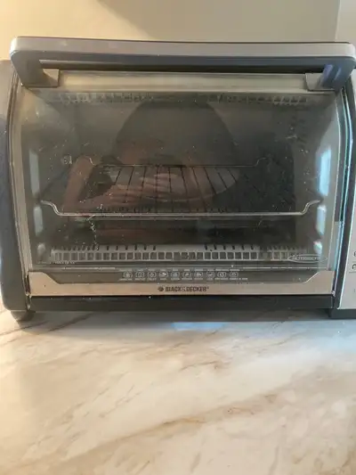 Black and Decker oven 