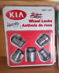 douille antivols de roue/ wheel locks d'origine Kia