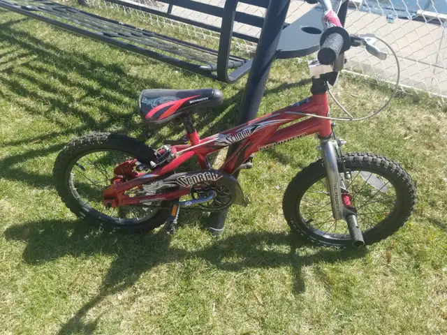 Unisex Schwin  16 inch Kids bike with training wheels in Kids in Cornwall - Image 8