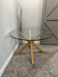 47” Round Glass Dining Table