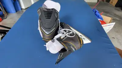 Bauer Supreme One.5 Hockey Skates -- Size 10.5, View more