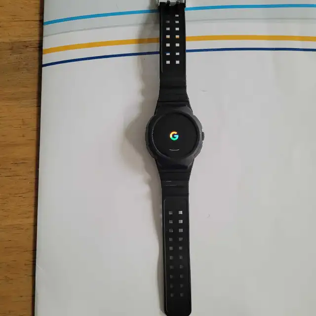 Google Pixel Smart Watch in Other in Hamilton - Image 4