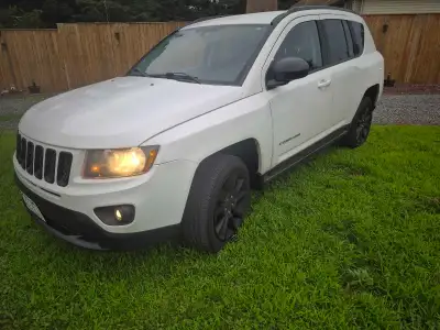 5500 $ cash deal Very clean 4 cylinder 2wheel drive Comfy and spacious everything works Lots of new...