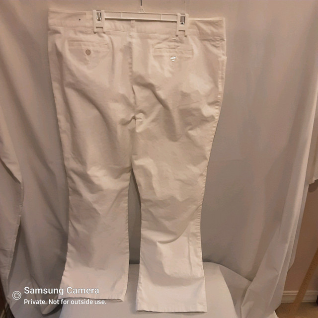 Women's Jessica white semi casual pants, slacks, 2 pockets in Women's - Bottoms in Calgary - Image 2