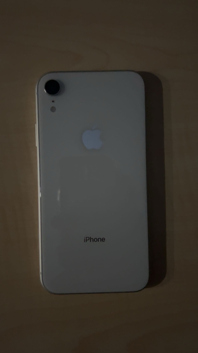 Iphone Xr in Cell Phones in Mississauga / Peel Region - Image 2