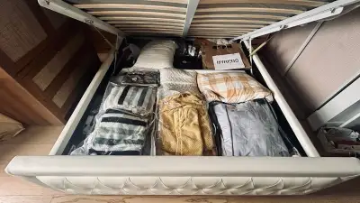 Queen Storage Bed – White Leather – Like New, View more