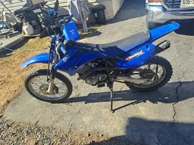 Outgrown Ttr yamaha 125.New engine last year...comes with stand and cover