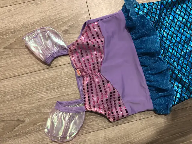 Brand new  Mermaid Costume in Costumes in Oshawa / Durham Region - Image 3