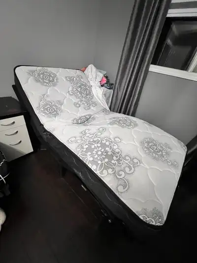Serta adjustable Bed with XL twin mattress , View more