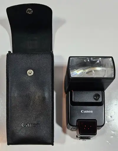 Works great Model 420EZ Full TTL compatibility on EOS film cameras Contact with a fair price offer t...