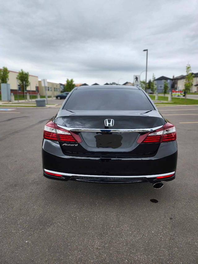 Honda Accord in Cars & Trucks in Calgary - Image 4