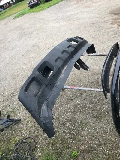 Truck parts fender flars $60 a set head lights new $75 drive shaft off 2003 gmc 2500 $100 make offer...