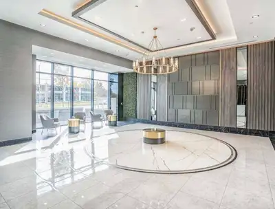 Enjoy breathtaking west views of the Toronto skyline from this top-floor unit with a 9-foot ceiling...