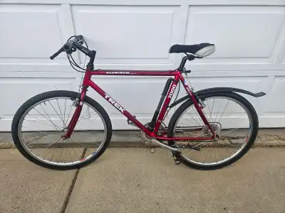 Trek 7000 Mountain Bike, View more