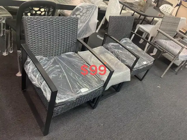 Warehouse for sale Outdoor patio furniture set in Patio & Garden Furniture in Markham / York Region - Image 2