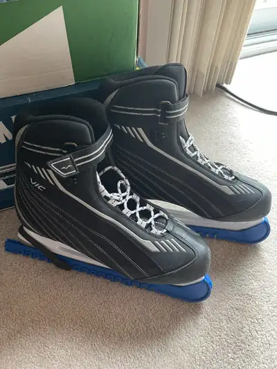 Vic Hockey Recreational Skates - Size 11, View more