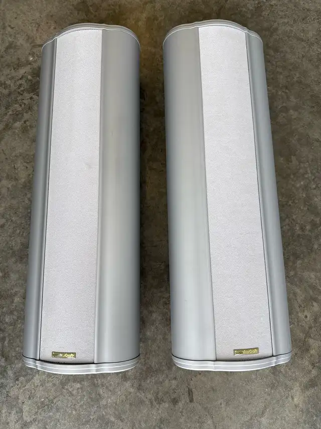 Speaker Craft SLS Two speakers in Speakers in Delta/Surrey/Langley - Image 5